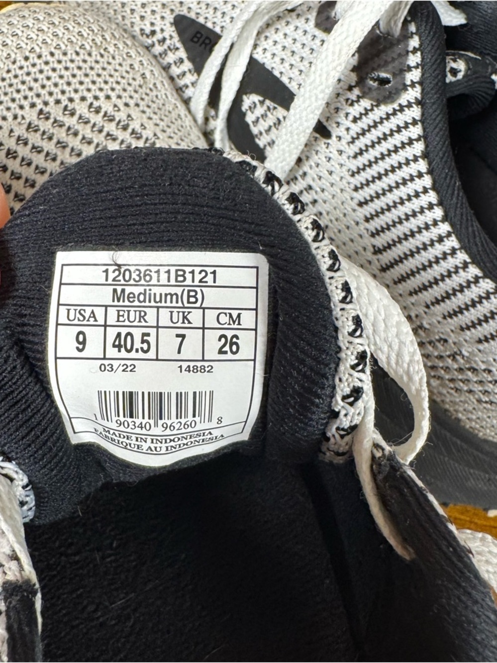 Brooks Revel 5 Women’s running shoes size 9 black white - Picture 8 of 9